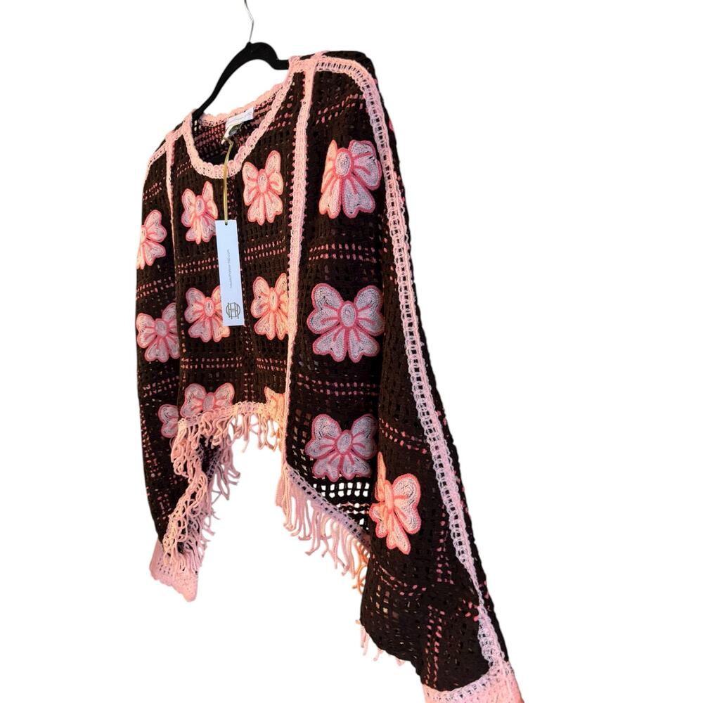 NWT House of Harlow 1960 Crochet Fringed Poncho Pink Bows OS Brown Boho - Picture 4 of 6